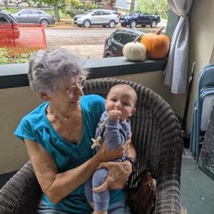 Meet your Posher, Sandra